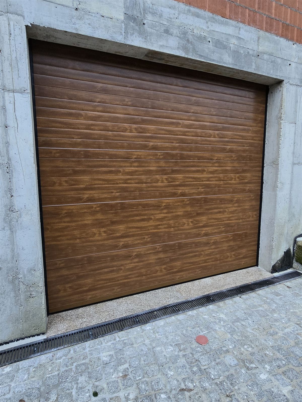Portão seccionado de garagem